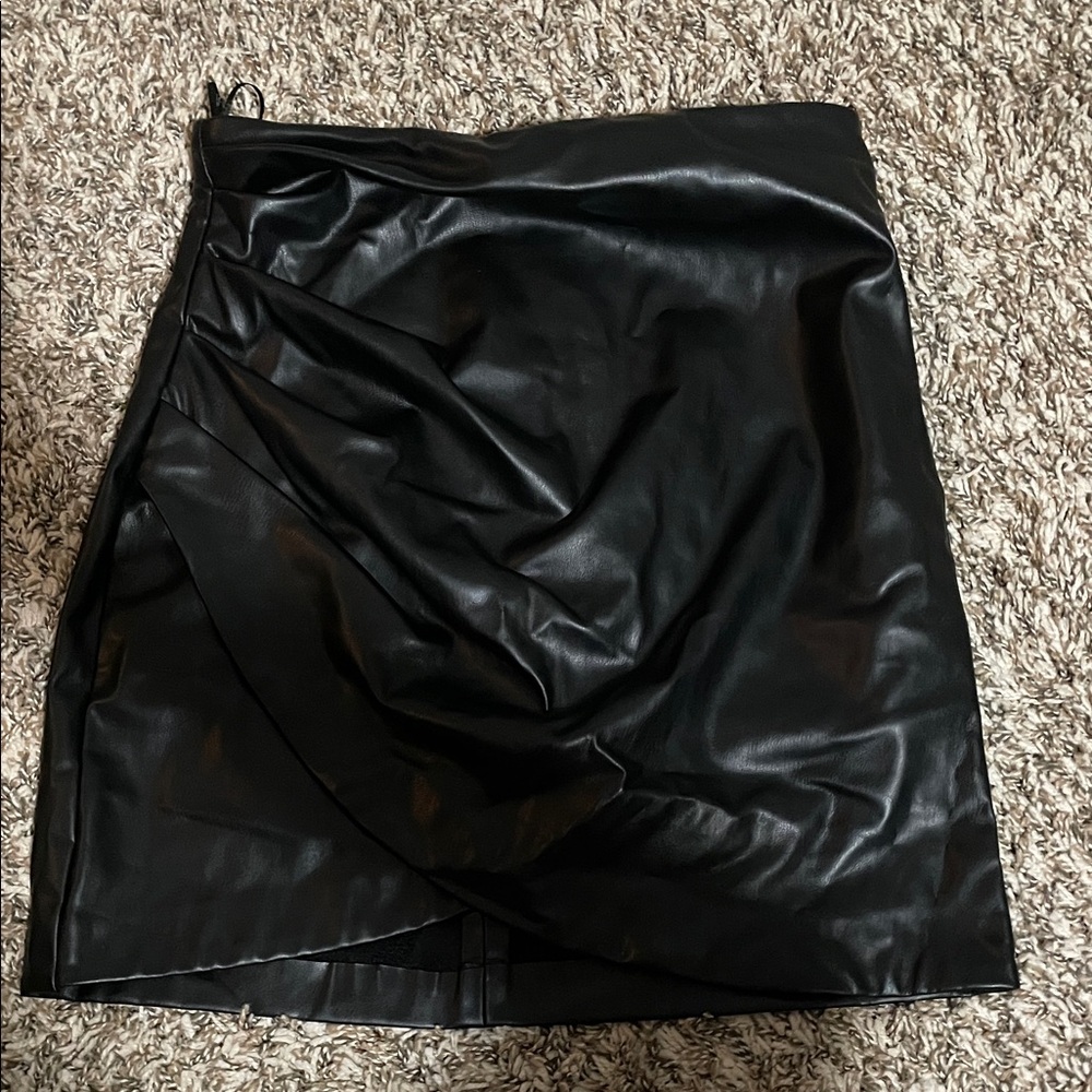 Zara Elegant Black Outerwear